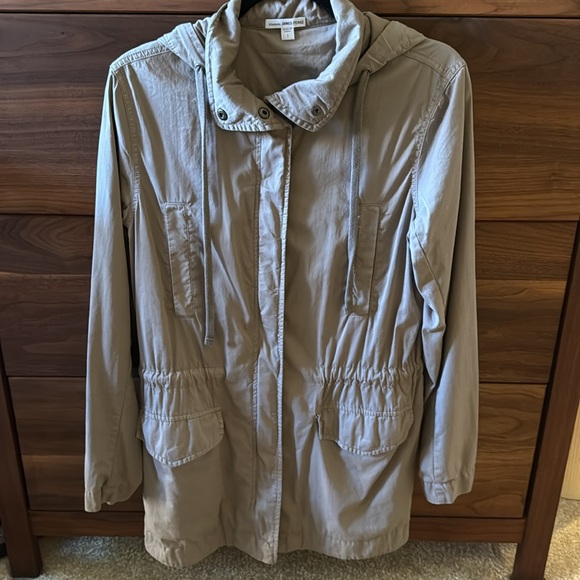James Perse size 1 women’s utility jacket. Light beige color. Never worn. - Picture 2 of 6